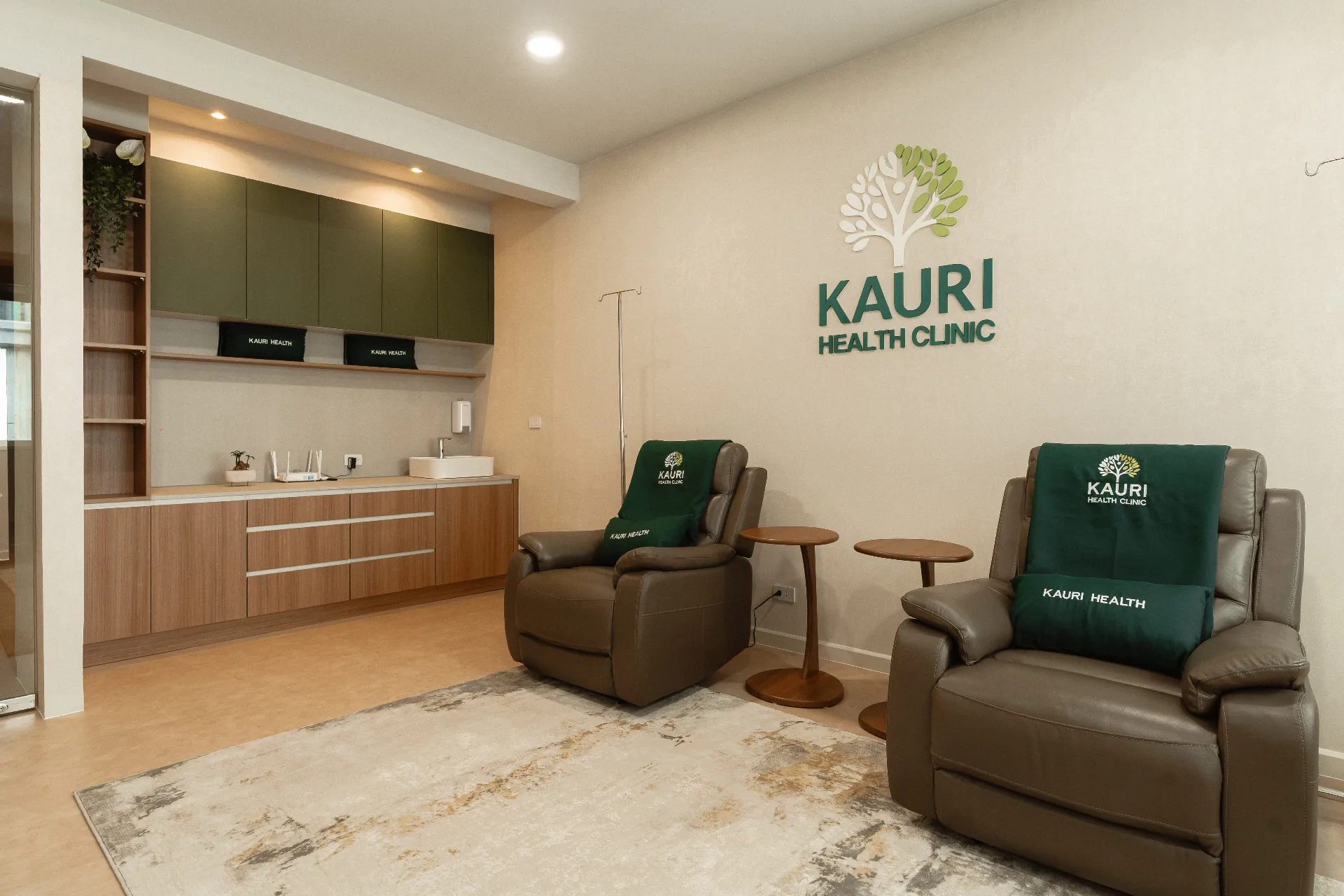 Reclining treatment chairs in the dedicated IV area at Kauri